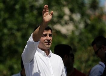 Demirtaş: Önce alanlara, sonra sandığa