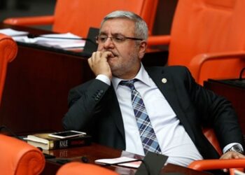 Mehmet Metiner listede yok!