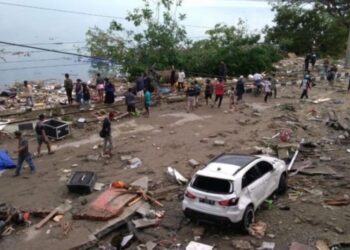 Endonezya’da deprem ve tsunamide ölenlerin sayısı 1203’e yükseldi