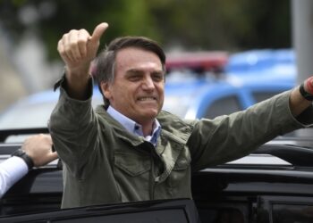 ‘Tropiklerin Trump’ı Bolsonaro: Elçiliği Kudüs’e taşıyacağız