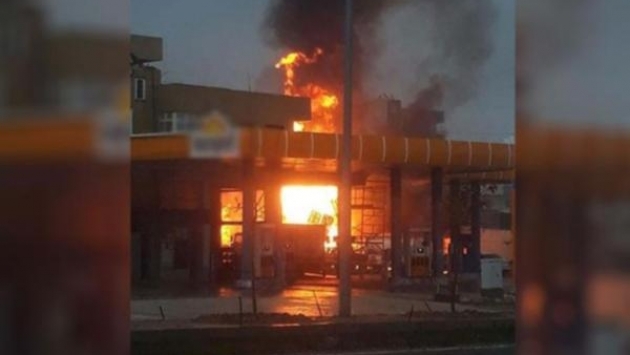 Akaryakıt istasyonunda patlama