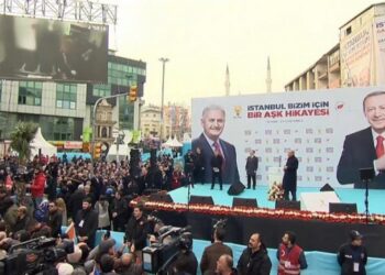 Erdoğan’ın miting meydanlarında katliam görüntülerini izletmesine uluslararası tepkiler