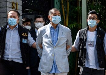 Hong Konglu muhalif medya patronu serbest bırakıldı