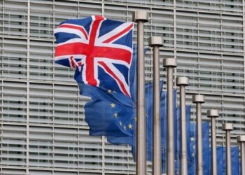 AB ve İngiltere, Brexit tiracet anlaşmasına vardı