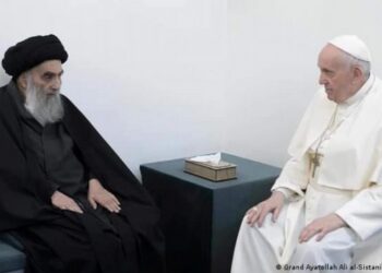 Papa Francis, Irak’ta Şii lider Ayetullah Ali Sistani’yle görüştü