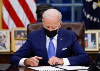 Biden’ın Covid-19 destek paketi onaylandı: 1.400 dolarlık çek…