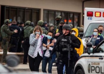 ABD’de süpermarkete silahlı saldırı: 1’i polis 10 ölü