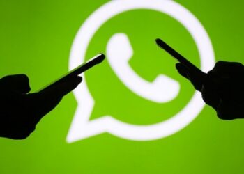 Almanya’da istihbarat WhatsApp yazışmalarını okuyabilecek
