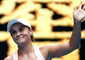 Ashleigh Barty’den şok karar