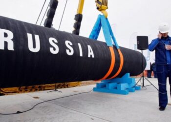 Putin: Dost olmayan ülkelere dağol gazı rubleyle satacağız