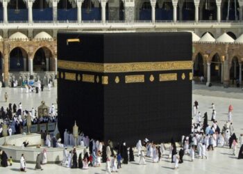 TL, Suudi Riyali karşısında da değer kaybetti: Diyanet, umreye yüzde 150 zam yaptı