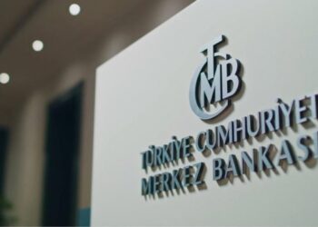 MB anketinde yıl sonu enflasyon ve dolar beklentisi fırladı