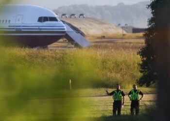 İngiltere’nin ‘göçmen’ planına AİHM engeli: Ruanda uçuşu durduruldu