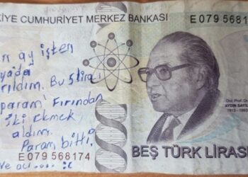 İşsiz yurttaşın 5 liralık banknota yazdığı cümleler yoksulluğu gözler önüne serdi