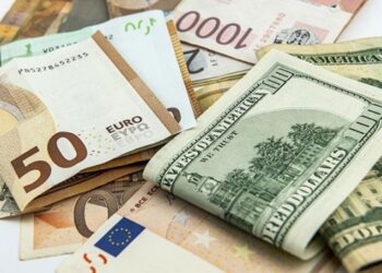 Dolar ve euro haftaya nasıl başladı?
