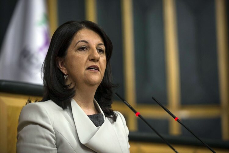 Pervin Buldan: Yeri ve zamanı geldiğinde kapımızı çalacaklarını biliyoruz