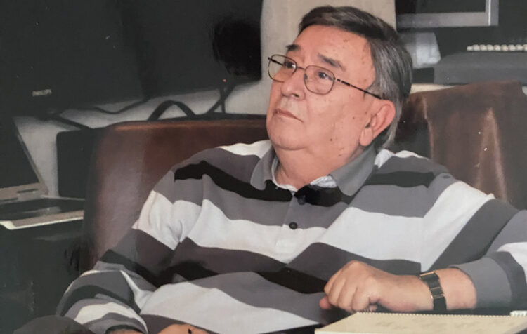 Sunucu Bülent Özveren hayatını kaybetti