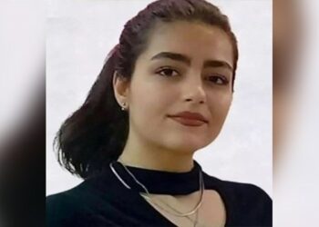 İran’da 16 yaşındaki Asra Panahi, marş söylemediği için öldürüldü