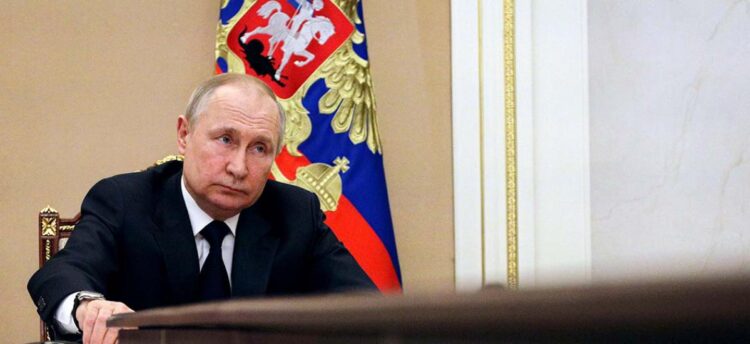 Putin: Nükleer silah var olduğu sürece onu her zaman kullanma tehlikesi var