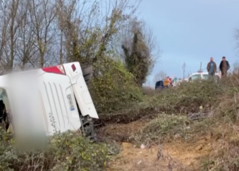 Bartın’da yolcu otobüsü devrildi: 39 yaralı