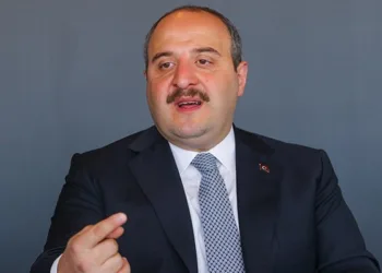 Bekaroğlu’ndan Varank’a: Soylu’yu kıskanıyorsun