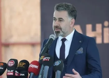 MHP’den ayrıldıktan sonra saldırıya uğrayan Sedat Kılınç, belediye meclis üyeliğinden istifa etti