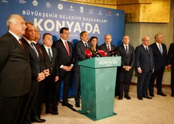 CHP’li 11 büyükşehir belediye başkanı: Kılıçdaroğlu’na sonuna kadar güveniyoruz