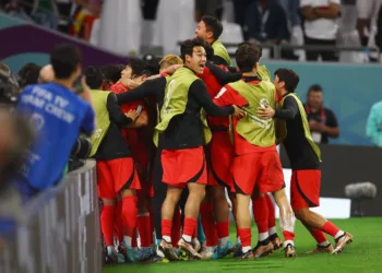 Portekiz’i yenen Güney Kore zoru başardı