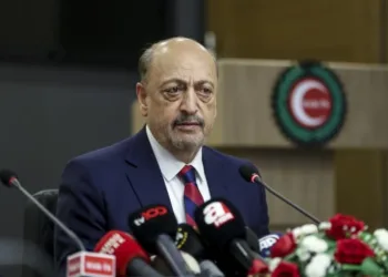 Bilgin: Asgari ücret için salı uzlaşmaya varılacak