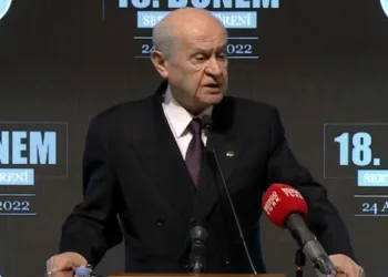 Bahçeli: Oğul ile abla kumpasçı