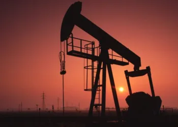 ABD’nin rezerv hamlesi petrolde fiyat artırdı