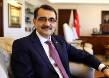 Enerji bakanı: Bu yıl doğalgaz kullanımı daha az olur