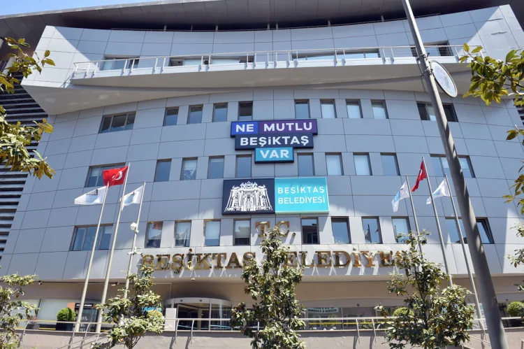 Beşiktaş Belediyesi’ne ‘rüşvet’ operasyonu