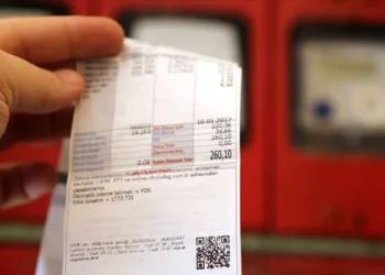 Geçen yıl 356 binden fazla abonenin elektriği borcundan dolayı kesildi
