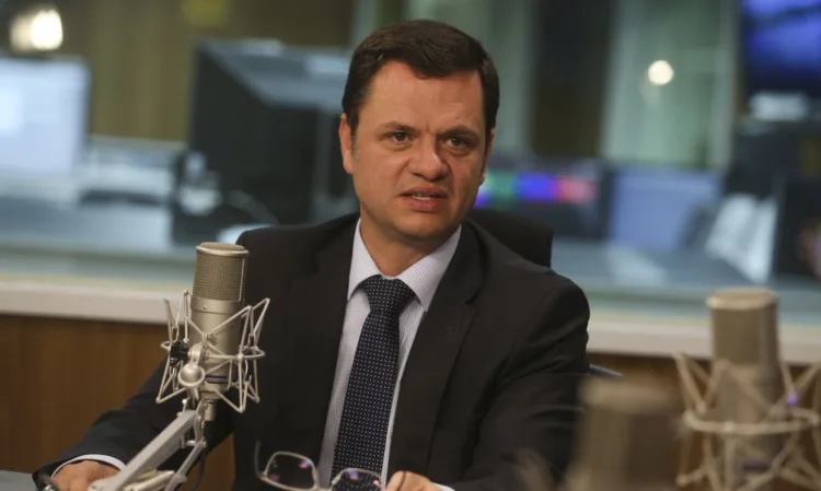 Brezilya’da Bolsonaro döneminin Adalet Bakanı Torres gözaltına alındı