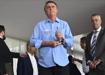 Bolsonaro ABD’ye turist vizesi başvurusunda bulundu