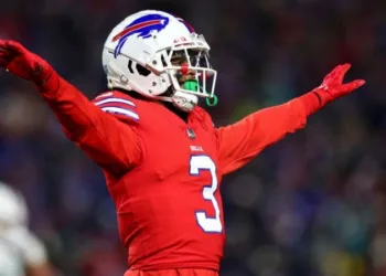 Damar Hamlin komadan çıktı ve maçı kimin kazandığını sordu