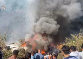 Nepal’de 72 kişiyi taşıyan yolcu uçağı düştü