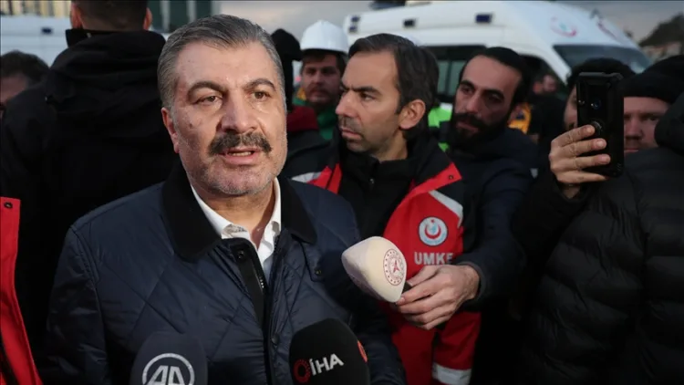 Bakan Koca: Deprem bölgesinde bir suçiçeği vakası saptandı