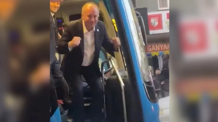 ‘Muharremİnceye Aşığız’ tweetlerinin altından botlar çıktı