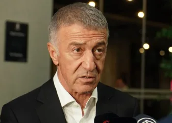 Trabzonspor Başkanı Ahmet Ağaoğlu istifa etti