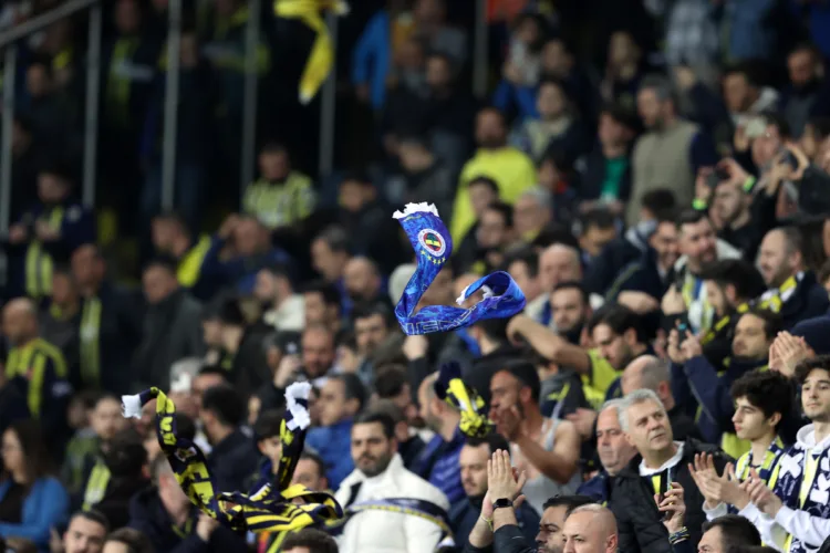 ‘Hükümet istifa’ tebligatlarına Fenerbahçe’den hukuki destek