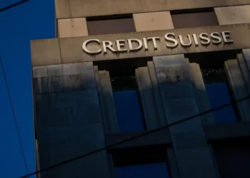 Credit Suisse 50 milyar frank borç alıyor