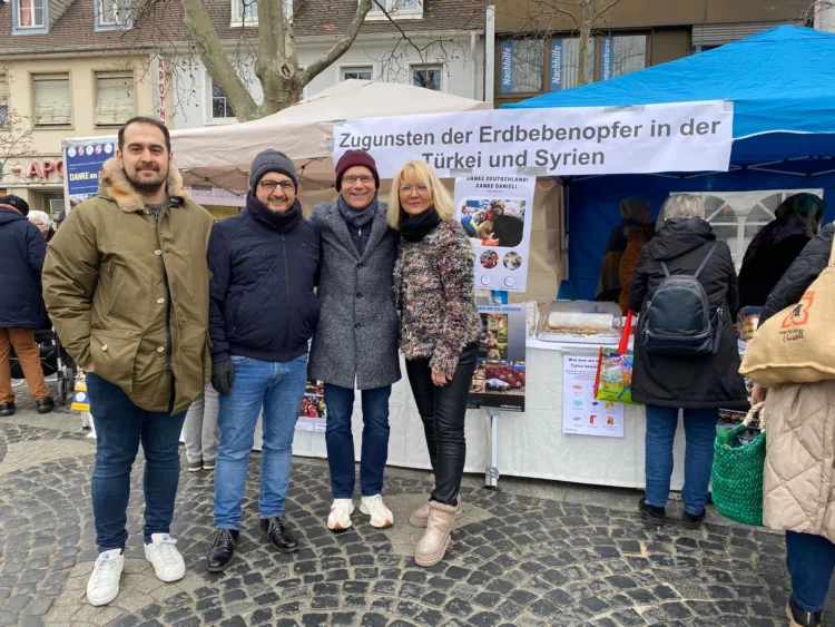 Depremzedelere yardım organizasyonu Türkiye-Almanya dostluğuna sahne oldu