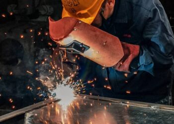 Sanayi Odası Başkanı: Bu şartlarda üretim yapana madalya verilmeli