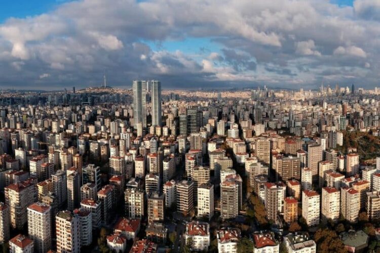 Konut satışları yıllık bazda yüzde 21,5 azaldı