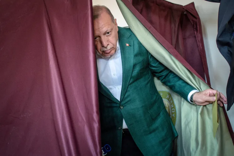 AKP adaylarını tanıtacak: Seçim sloganı belli oldu