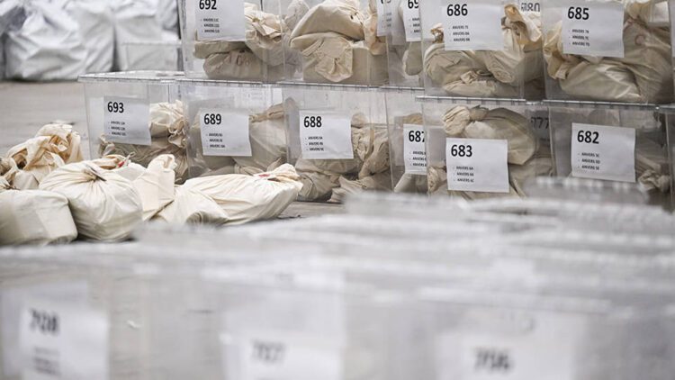 Propaganda yasağı bugün başlıyor