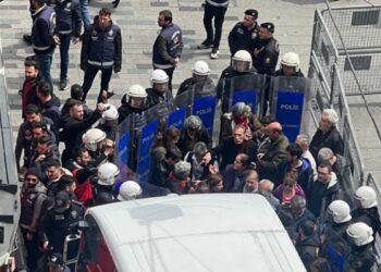 Cumartesi Anneleri’ne polis müdahalesi: En az 23 gözaltı
