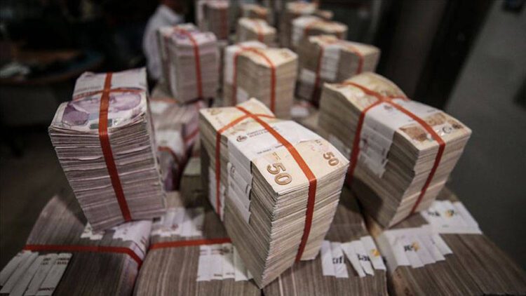Bütçe, ocak-mayıs döneminde 263.6 milyar TL açık verdi
